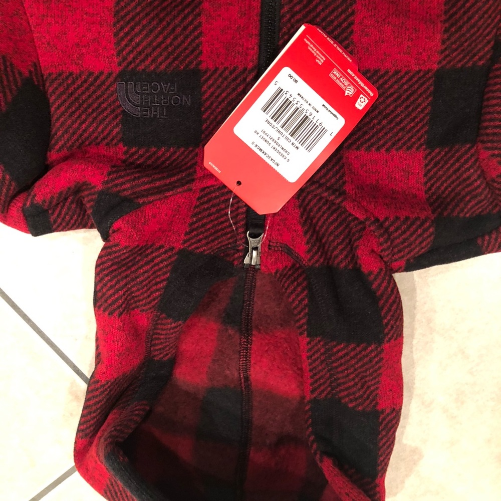 Girls The North Face Crescent Sunset Hoodie NWT - Picture 10 of 11